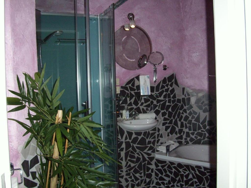 Fritzis Art Hotel Filderstadt Zimmer foto